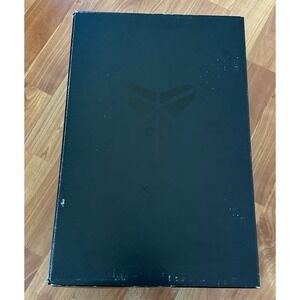 Nike Kobe empty shoe box